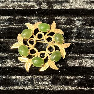 Vintage Curtis Creations 12k Gold Filled Nephrite Jade Round Brooch Pin 1.25”